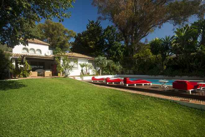 Villa For Sale in Benalmadena Pueblo, Málaga