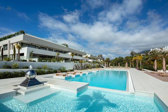  Marbella Town House ES135726