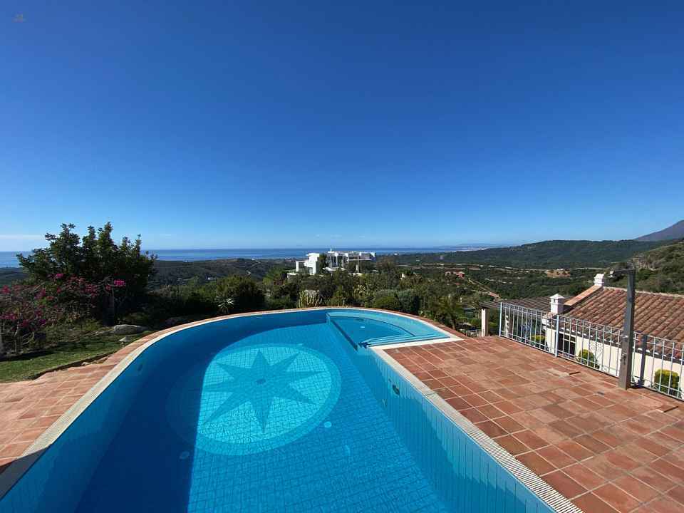  Benahavis Villa ES135138