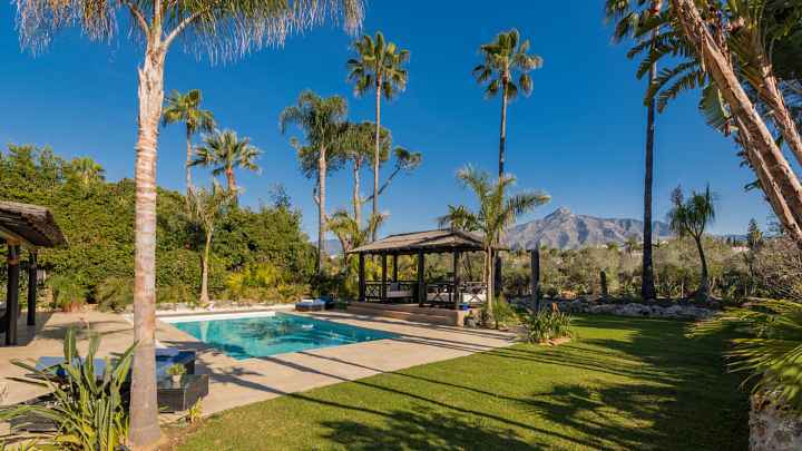  Marbella Villa ES135055