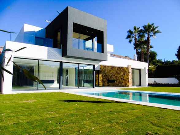  Nueva Andalucía Villa ES134281