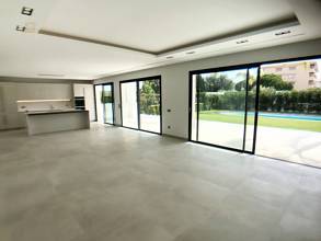 Thumbnail von Nueva Andalucía Villa ES134438