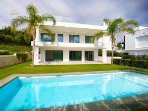 Thumbnail von Nueva Andalucía Villa ES134438