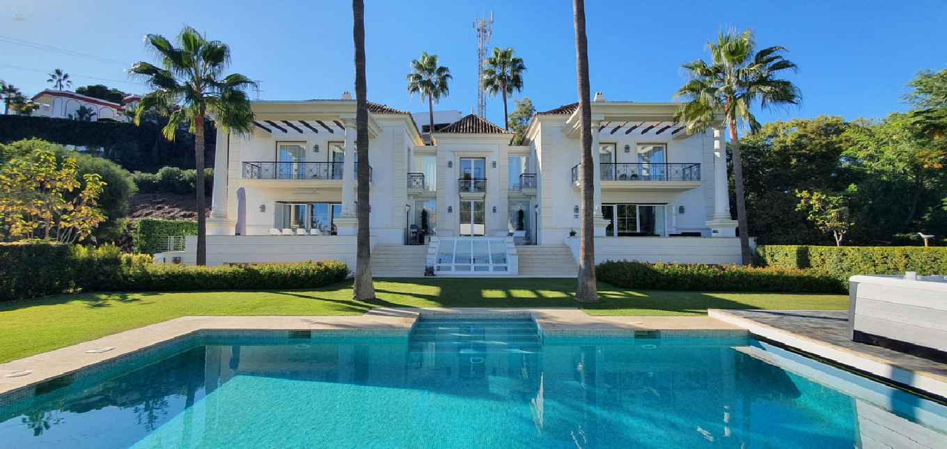  Marbella Villa ES132192