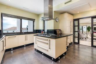 Thumbnail von Marbella Villa ES131857