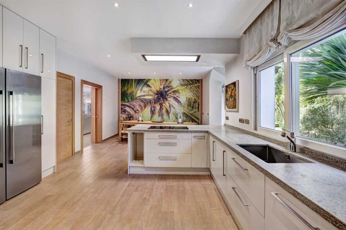 Thumbnail von Marbella Villa ES131548