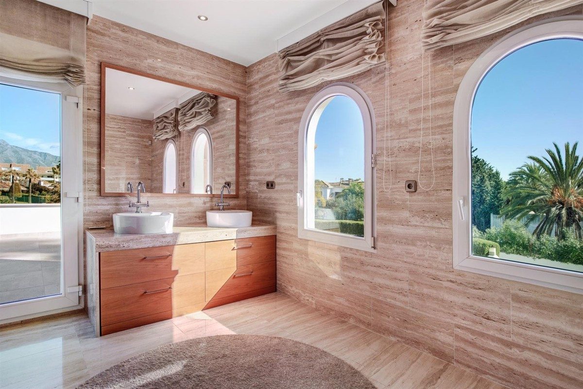 Thumbnail von Marbella Villa ES131548