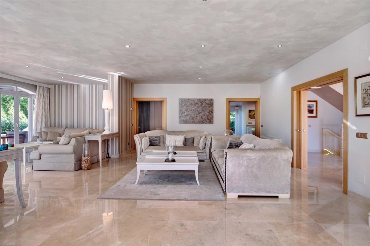 Thumbnail von Marbella Villa ES131548