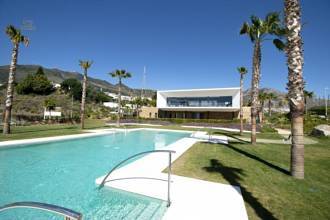 Thumbnail von Villa For Sale in Benalmadena, Málaga