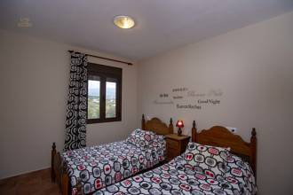 Thumbnail von Commercial Property For Sale in Guaro , Málaga