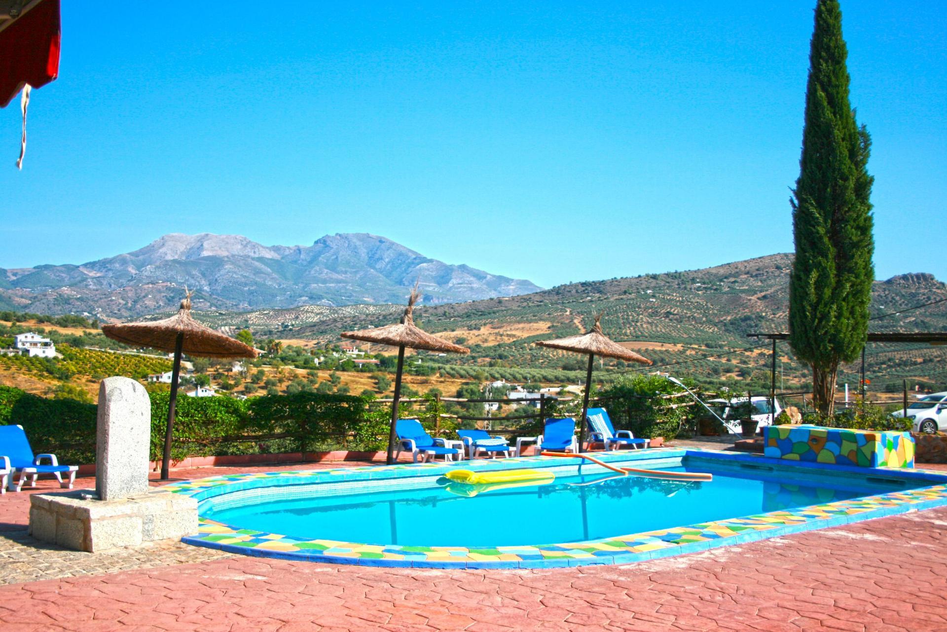 Thumbnail von Commercial Property For Sale in Guaro , Málaga