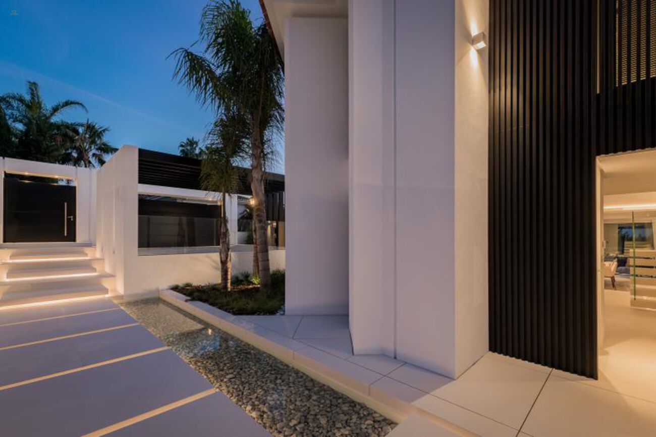 Thumbnail von Nueva Andalucía Villa ES128399