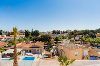 Thumbnail von Villa For Sale in Torrevieja, Alicante