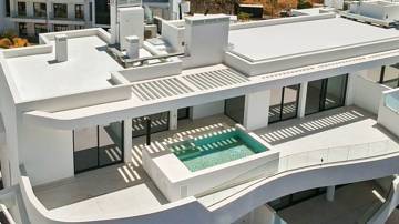 Apartment For Sale in Fuengirola, Málaga