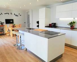 Thumbnail von Villa For Sale in Torremolinos, Málaga