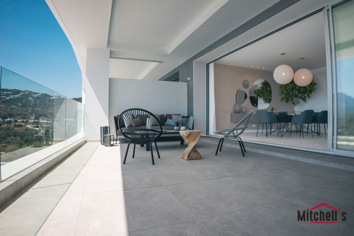 Apartment For Sale im Marbella, Málaga