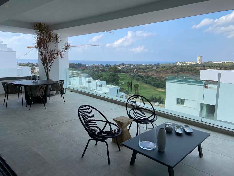 Apartment For Sale im Marbella, Málaga 