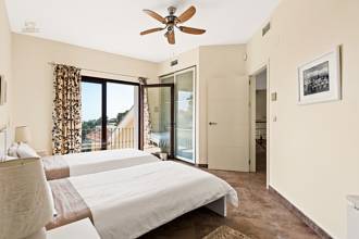 Thumbnail von Villa For Sale in Benahavis, Málaga