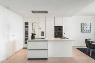 Thumbnail von Apartment For Sale in Central Nueva Andalucia, Málaga