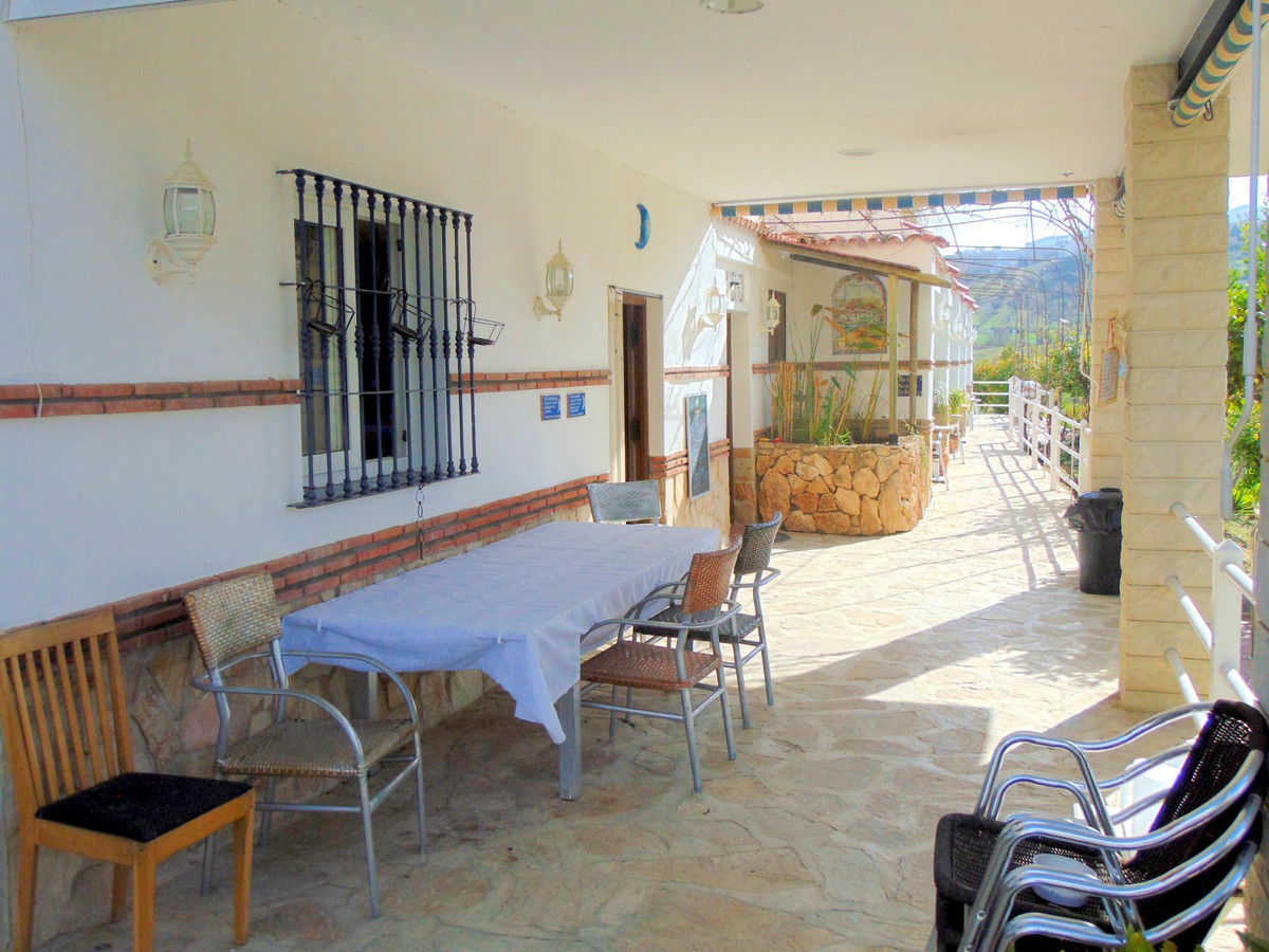 Thumbnail von Commercial Property For Sale in Coin, Málaga