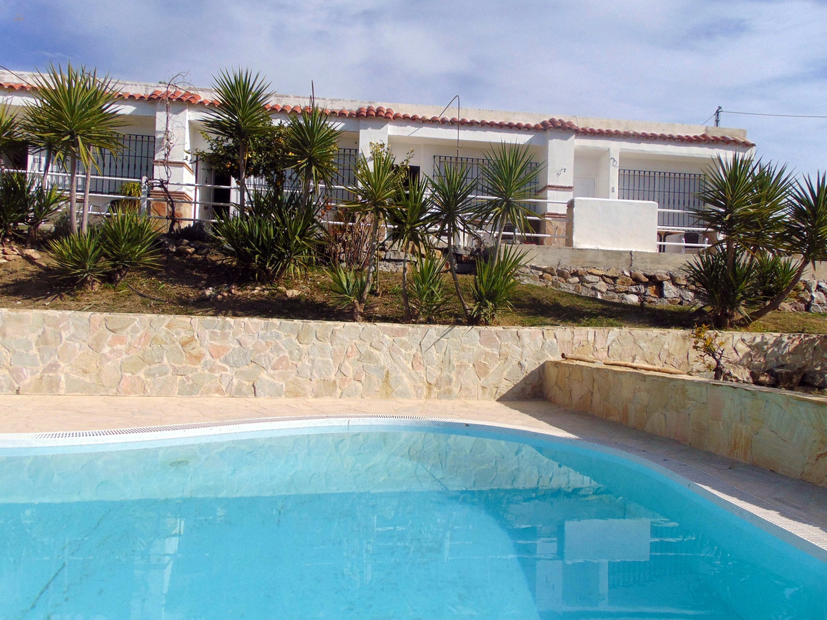 Thumbnail von Commercial Property For Sale in Coin, Málaga