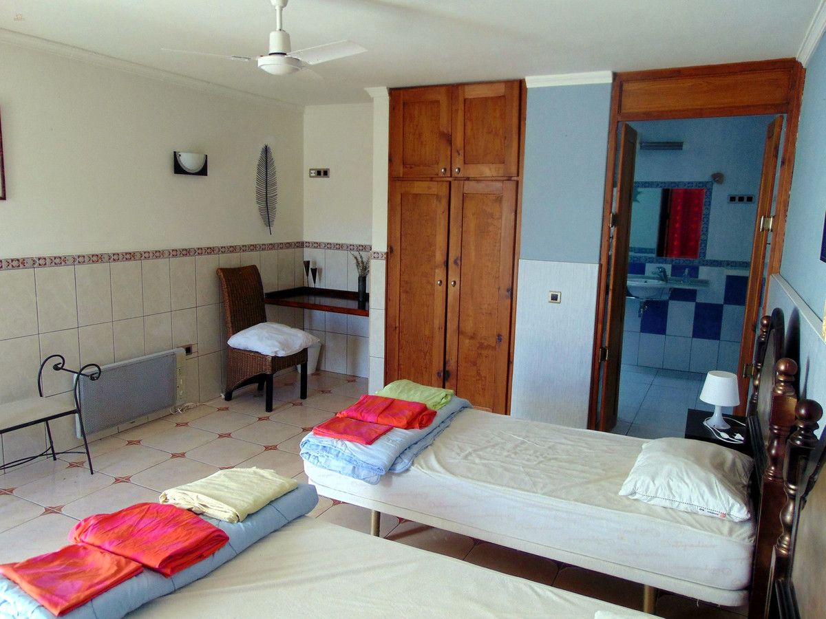 Thumbnail von Commercial Property For Sale in Coin, Málaga