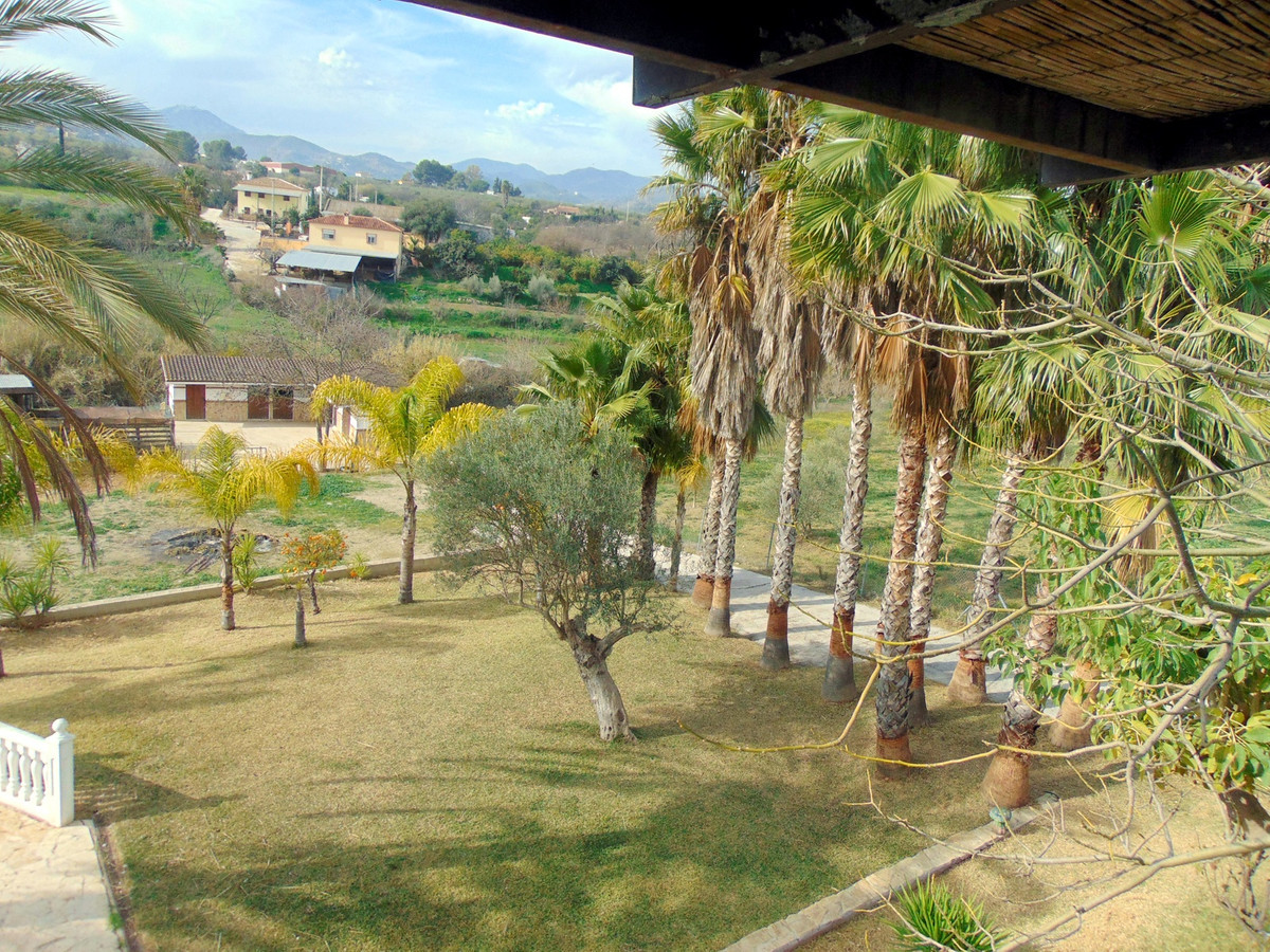 Thumbnail von Commercial Property For Sale in Coin, Málaga