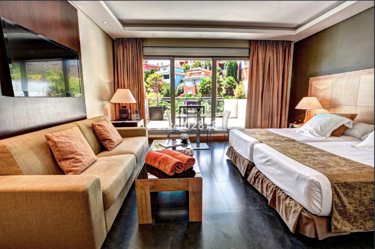 Thumbnail von Torrequebrada Commercial Property ES125115