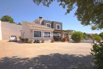 Thumbnail von Villa For Sale in Estepona, Málaga