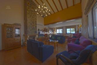 Thumbnail von Villa For Sale in Estepona, Málaga