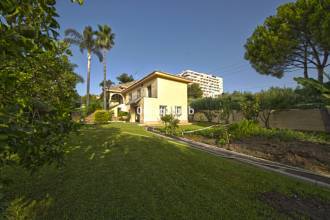 Thumbnail von Villa For Sale in New Golden Mile, Málaga