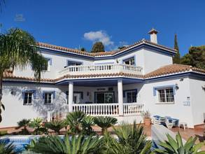 Thumbnail von Villa For Sale in Benalmadena, Málaga