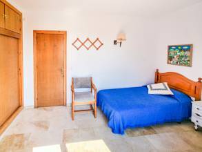 Thumbnail von Villa For Sale in Estepona, Málaga