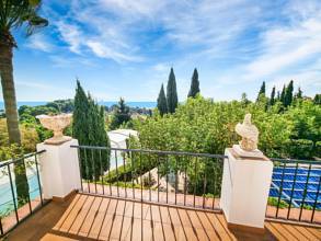 Thumbnail von Villa For Sale in Estepona, Málaga