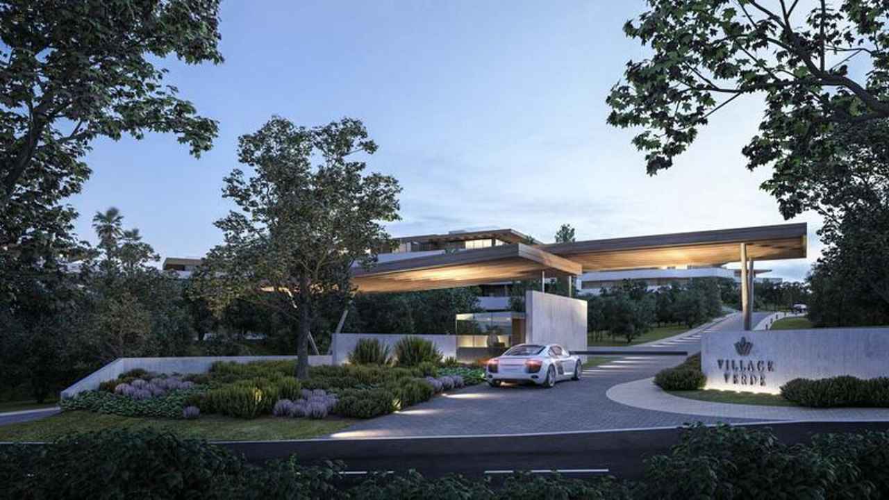 Villa For Sale in Sotogrande, Cádiz