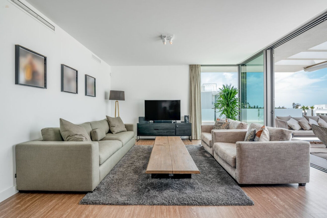 Thumbnail von Apartment For Sale in Benahavis, Málaga