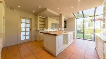 Thumbnail von Marbella Villa ES122661