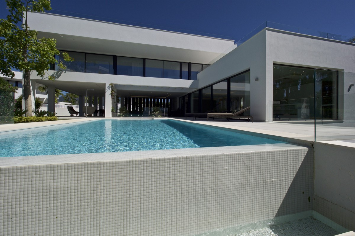 Thumbnail von Benahavis Villa ES120390