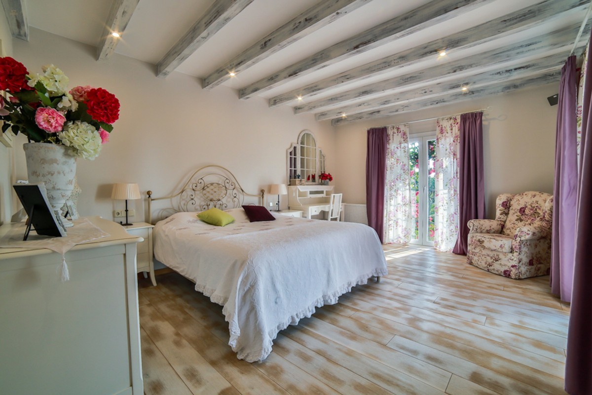 Thumbnail von Villa For Sale in el Rosario, Málaga