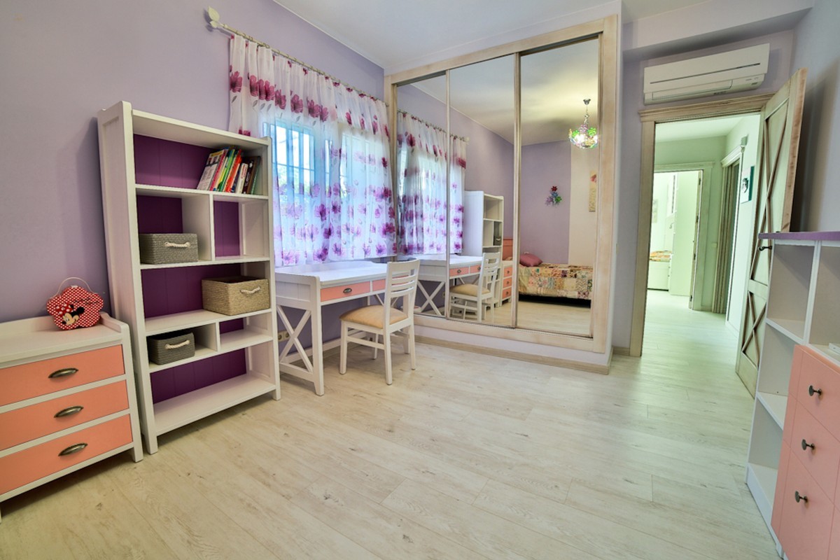 Thumbnail von Villa For Sale in el Rosario, Málaga