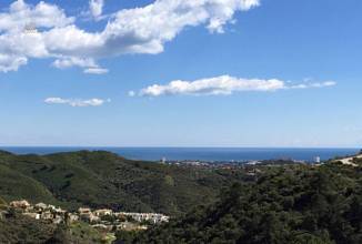 Land For Sale in El Madroñal, Málaga