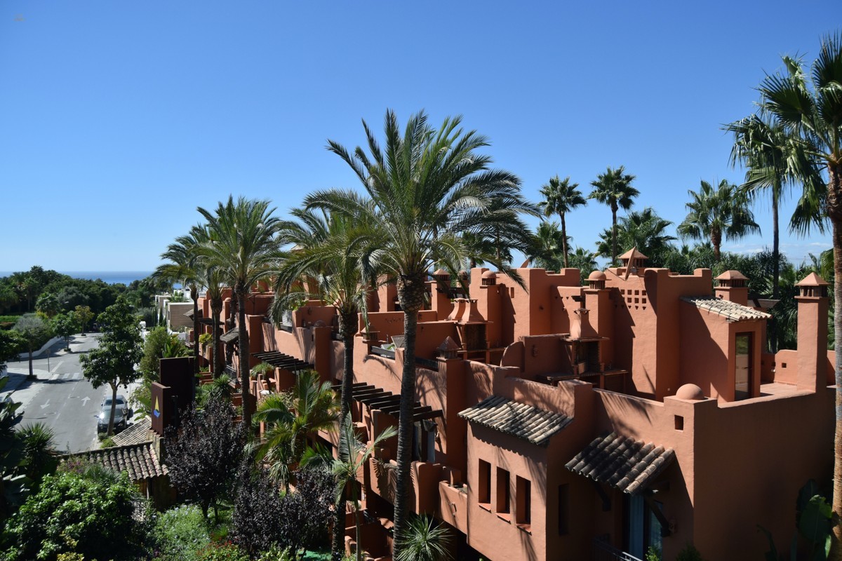 Town House For Sale in The Golden Mile, Málaga