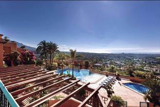 Thumbnail von Villa For Sale in Nueva Andalucia, Málaga