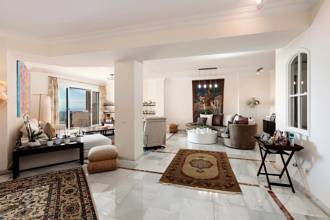 Thumbnail von Villa For Sale in Nueva Andalucia, Málaga