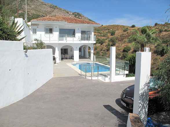Villa For Sale in Mijas, Málaga