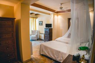 Thumbnail von Villa For Sale in Fuengirola, Málaga