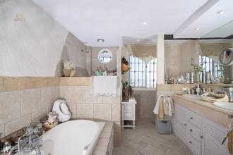 Thumbnail von Villa For Sale in Torremolinos, Málaga