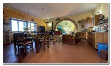 Thumbnail von Immogold Luxusvilla mit Meerblick mit zwei Hektar Land