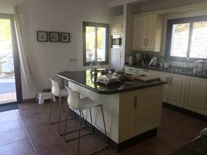 Thumbnail von Villa For Sale in Valtocado, Málaga