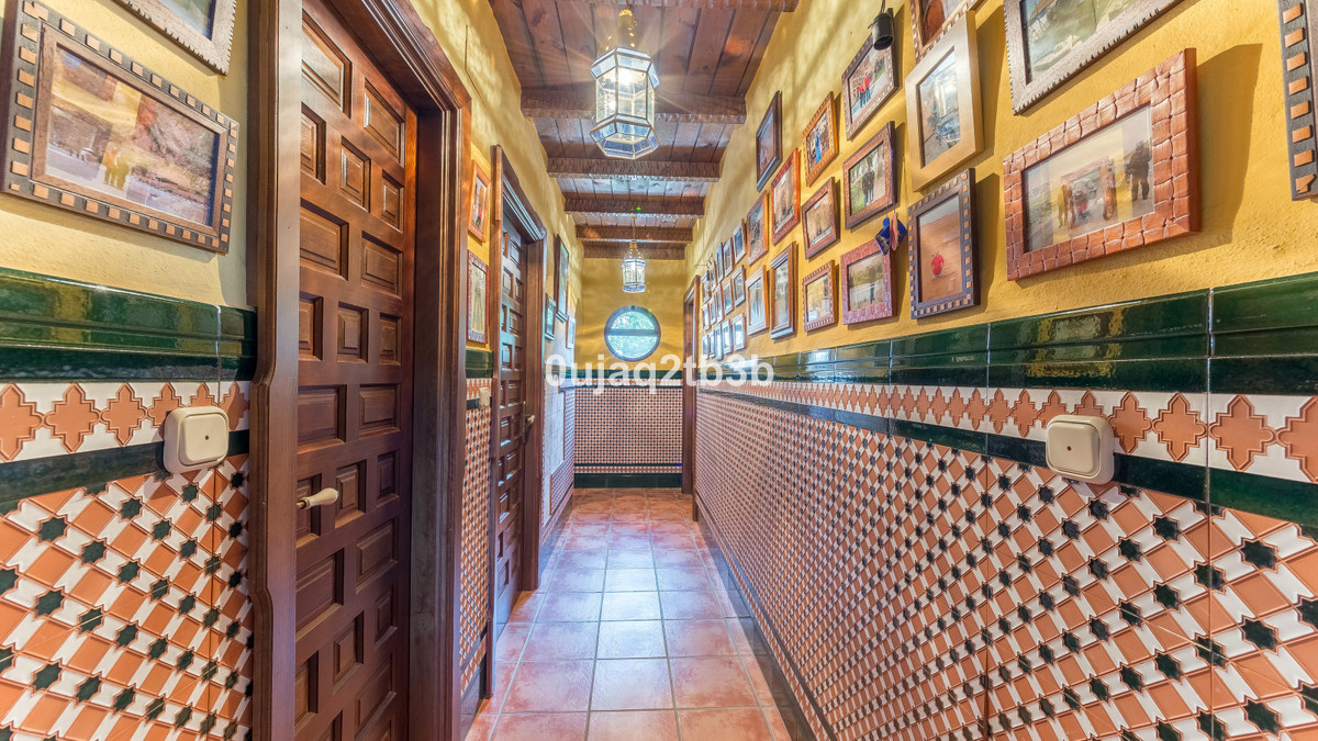 Thumbnail von Villa For Sale in Cortes De La Frontera, Málaga